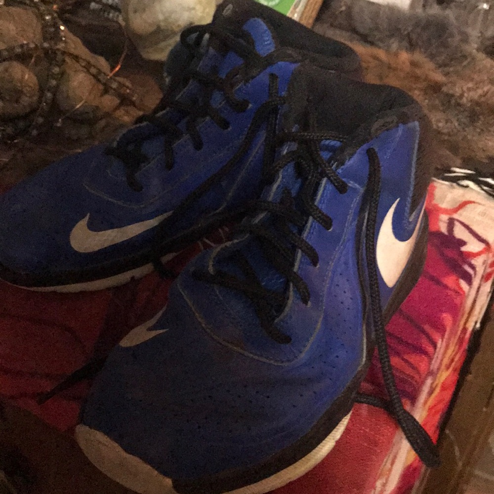 Boys Nike shoes